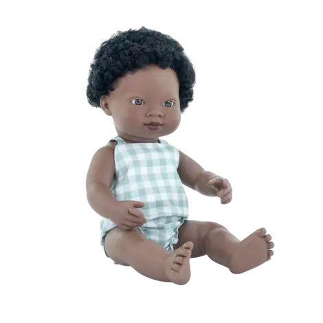 Papusa baiat african 38 cm, in salopeta pepit, corp parfumat, colectia My Friends and Me