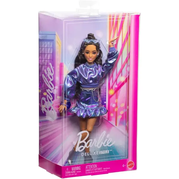 Papusa in tinuta albastra, Barbie Deluxe Style, JFP42