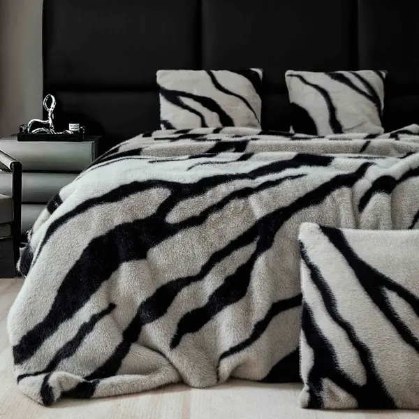 Patura Blanita (Artificiala) de Nurca, Jojo Home, 200x230cm, Gri, Negru