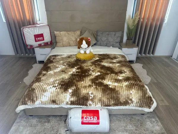 Patura Pufoasa Cocolino cu Blanita pentru pat dublu PBC39