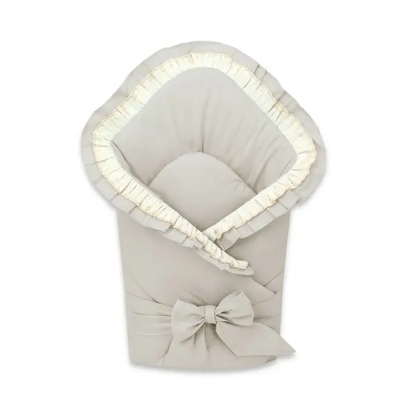 Paturica de infasat MimiNu cu volanase si dantela 75x75 cm Beige