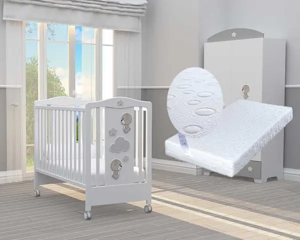 Pătuț pentru bebeluși Bambino Casa - Giochi divertenti, alb + cadou saltea Primavera