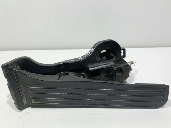 Pedala acceleratie 1K1721503AT Volkswagen Passat B7 (2010-2014) 1.6 tdi CAY