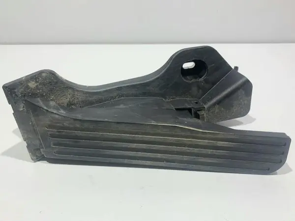 Pedala acceleratie 1K1721503BC Volkswagen Golf 6 plus (2009-2014) 2.0 tdi CFHC