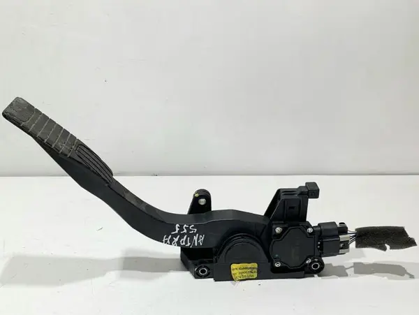 Pedala acceleratie 20905700 Chevrolet Captiva (2006-2010) [C100, C140] 2.2 cdti LNQ