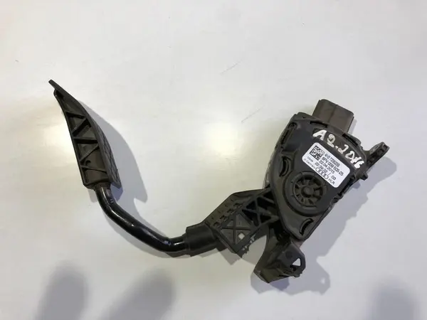Pedala acceleratie 4h2723523b Audi A8 (2009-2017) [4H] D4 3.0 tdi