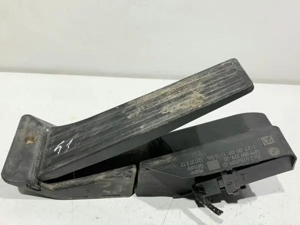 Pedala acceleratie 6786589 BMW Seria 1 (2004-2011) [E81, E87] 1.6 benzina N43B16