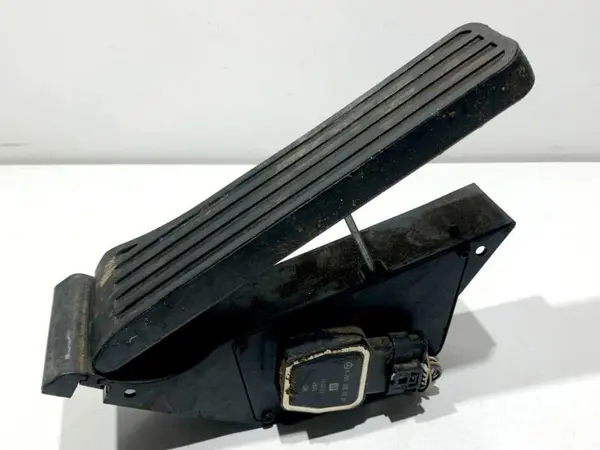 Pedala acceleratie A2043000004 Mercedes E-Class (2009->) [W212] 2.2 cdti A651 911