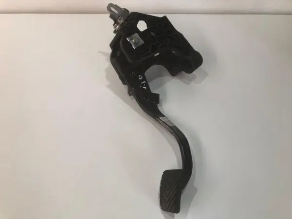 Pedala ambreiaj 32802-j7000 Hyundai i30 (2016-2020) 1.4 mpi kappa