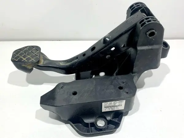 Pedala frana 6R1721058 Skoda Roomster facelift (2010-2015) 1.2 benzina CGPB