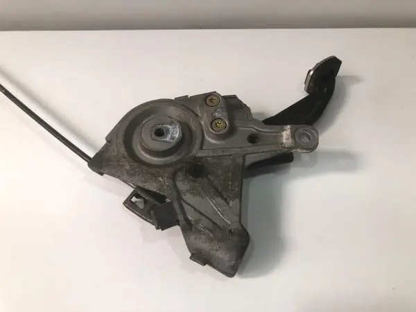 Pedala frana de mana a2084270036 Mercedes CLS (2004-2010) [C219] w219