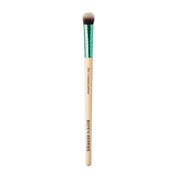 Pensula Profesionala Machiaj Boys`n Berries Evergreen Crease Defi