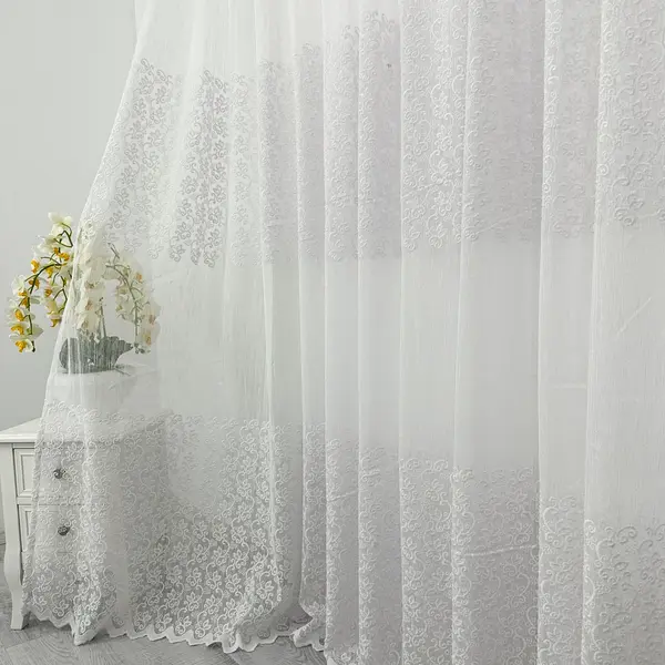 Perdea Florice tip IN cu Broderie, Alb, 100cm latime x 260cm inaltime, cu rejansa pt bara