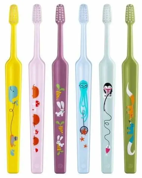 Periuțe de dinți pentru copii TePe - Mini, Extra Soft, 0-3 ani, 3 bucăți - Asortiment