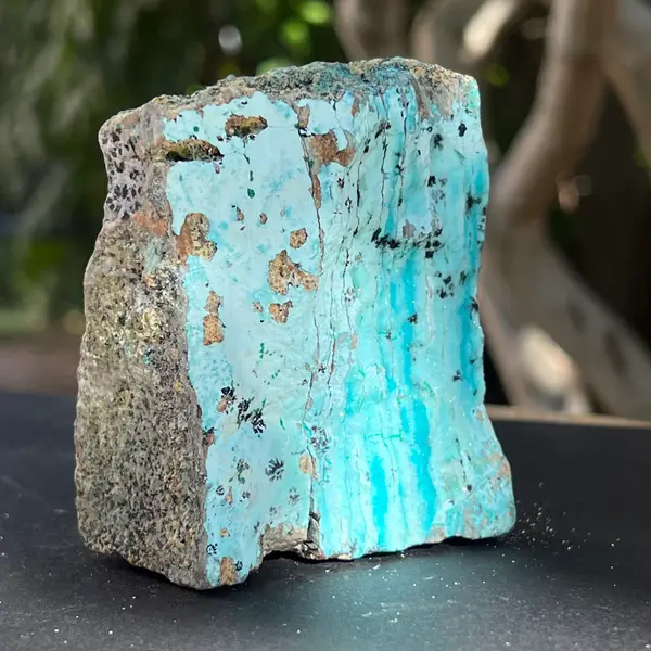 Piatra bruta crisocola druzy din Congo model 8