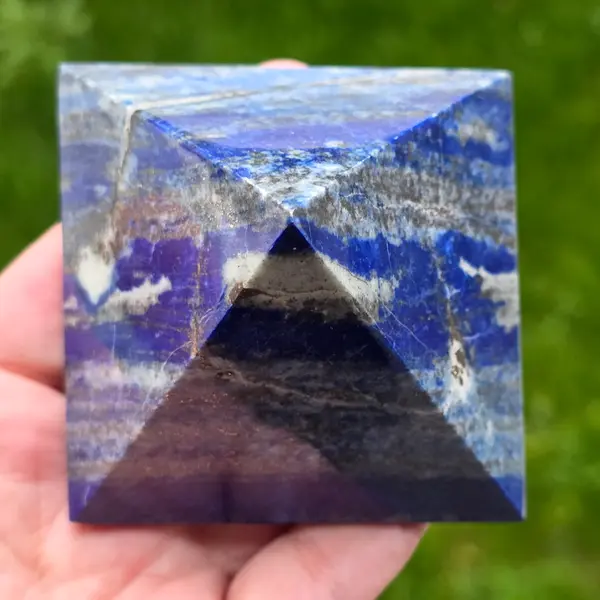 Piramida lapis lazuli | Model 2