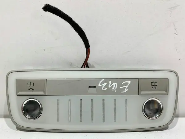 Plafoniera - lampa spate Mercedes E-Class (2009->) [W212]