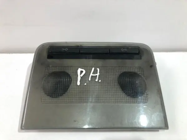Plafoniera - lampa spate Volkswagen Phaeton (2002-2010)
