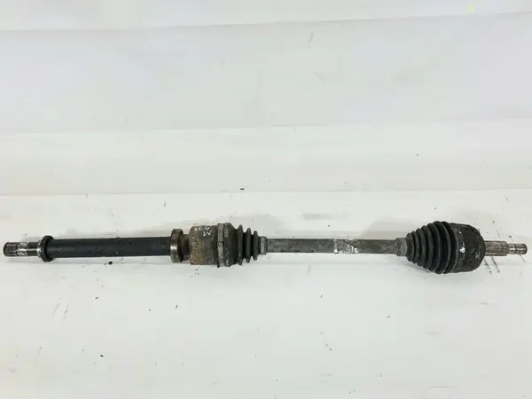 Planetara dreapta fata 8200725500 Renault Megane 3 (2008-2012) 1.5 dci K9K 834