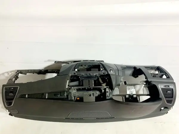 Plansa bord Renault Laguna 3 (2007-2010)