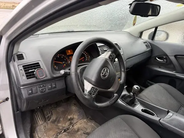 Plansa bord Toyota Avensis (2009-2012) [T27]
