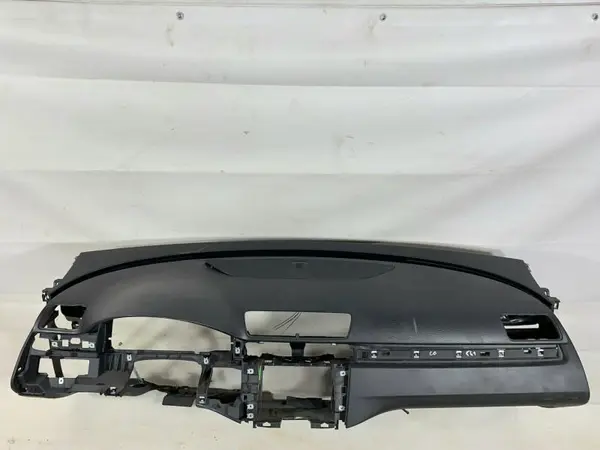 Plansa bord Volkswagen Passat B6 3C (2005-2010)