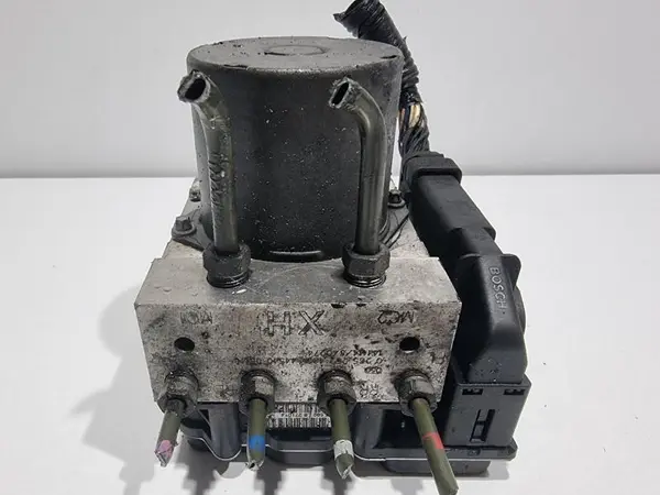 Pompa abs 44540-05140 Toyota Avensis facelift (2012-2015) [T27] 2.0d 1ADFTV