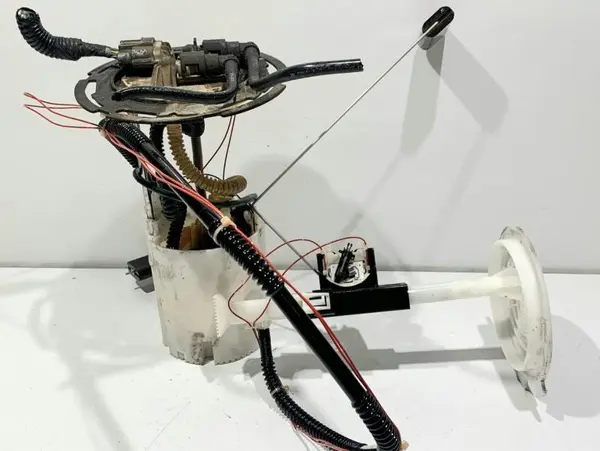 Pompa combustibil cu sonda litrometrica 17040-4BE1A Nissan X-Trail 3 (2014-2017) [T32] 1.6 dci R9M