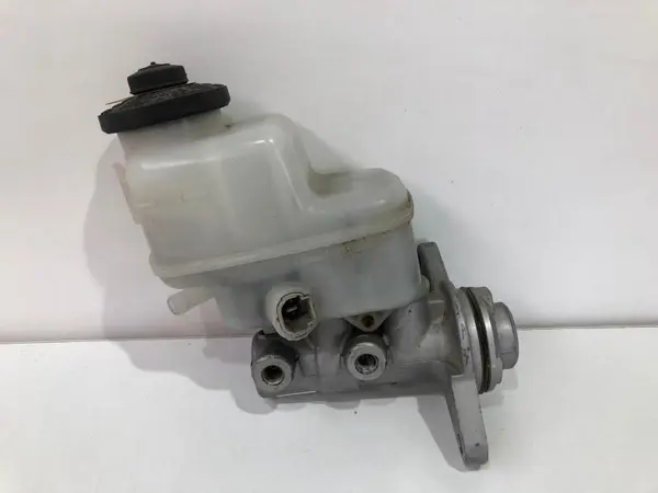 Pompa cu vas servodirectie Toyota RAV 4 (2005-2010) 2.2 d4d
