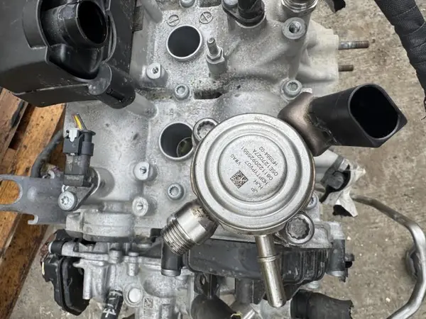 Pompa inalta presiune 05E127027A Skoda Superb 3 (2015-2019) 1.0 tsi DLAC