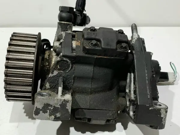 Pompa inalta presiune 167008859R Renault Megane 2 (2003-2008) 1.5 dci K9K (832)