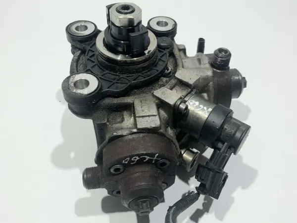 Pompa inalta presiune 31372081 Volvo V60 facelift (2013-2018) 2.4 d5 D5244T15 215 cp
