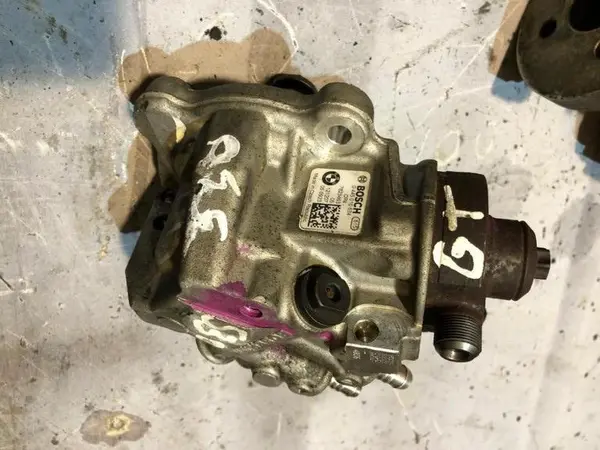 Pompa inalta presiune 7823463 BMW Seria 5 GT (2009-2017) [F07] 3.0d n57