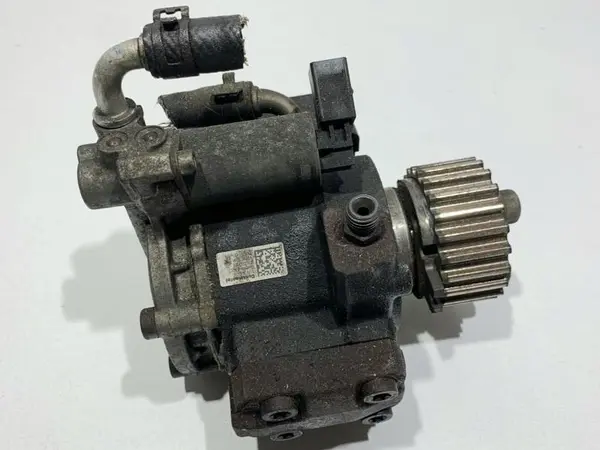 Pompa injectie 03L130755E Skoda Octavia 2 facelift (2008-2013) 1.6 tdi CAYC; CAY