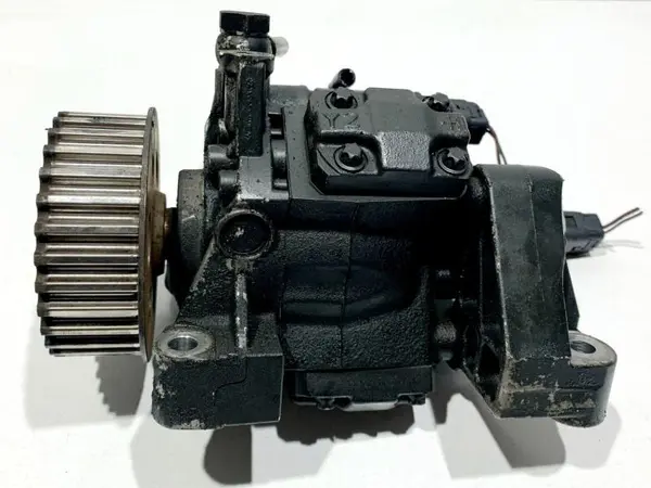Pompa injectie 8200704210 Nissan Qashqai facelift (2010-2013) [J10] 1.5 dci K9K (846)