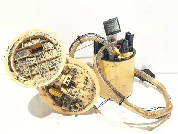 Pompa motorina cu sonda litrometrica 9V41-9275-AB Ford Kuga (2008-2012) 2.0 tdci 163 cp; UFDA; TXDA
