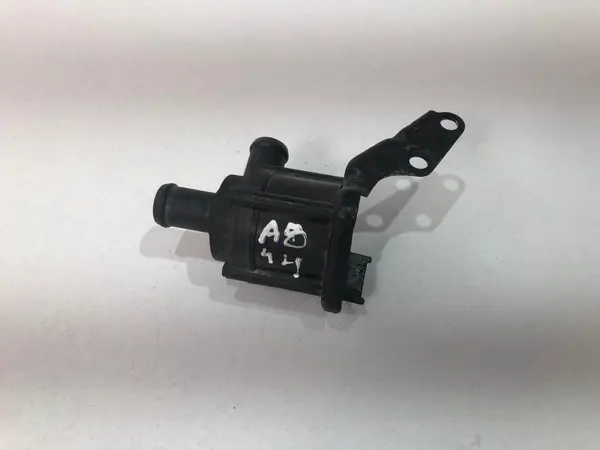 Pompa recirculare apa 057121004d Volkswagen Touareg 2 (2010-2015) [7P] 4.2 tdi