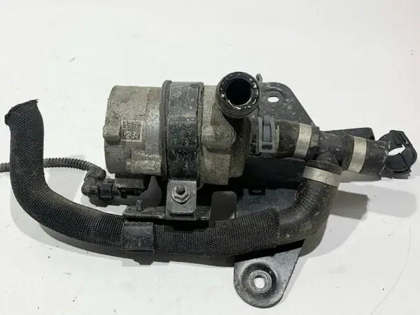 Pompa recirculare apa 4H0965567 Audi A4 (2015-2019) [8W2, B9] 2.0 tdi DEUA 150 cp