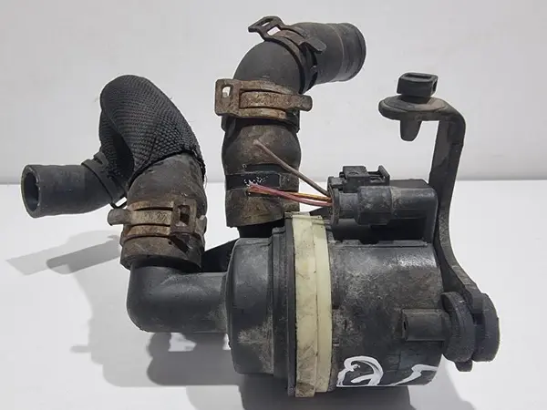 Pompa recirculare apa 5N0965561A Seat Ibiza 4 (2008-2012) [6J] 2.0 tdi CFFB