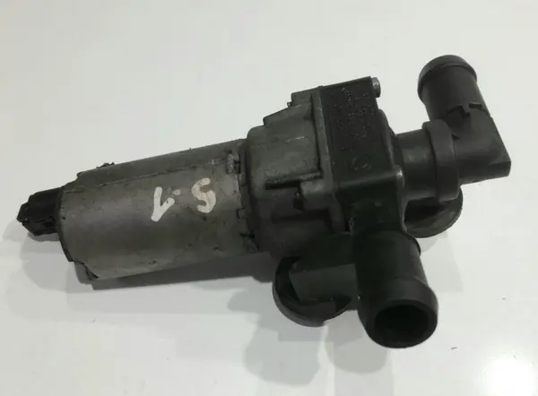 Pompa recirculare apa 6928246 BMW Seria 1 LCI (2008-2011) (E81,E87) 2.0d