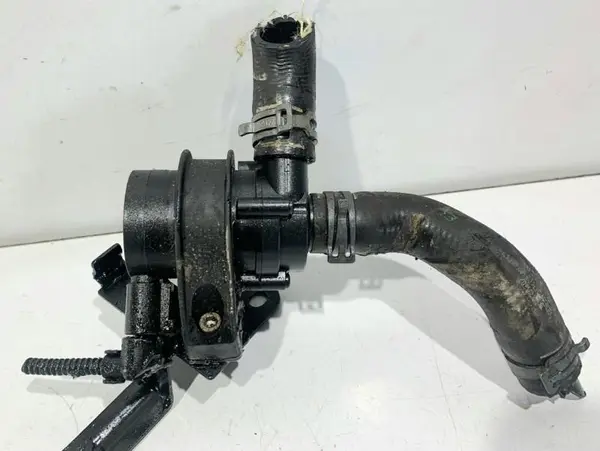 Pompa recirculare apa Volkswagen Passat B7 (2010-2014) 1.4 tsi CAXC
