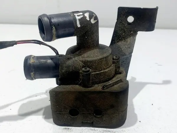 Pompa suplimentara apa 9253081 BMW Seria 7 (2008-2015) [F01, F02] 2.0d N47D20C 184 cp