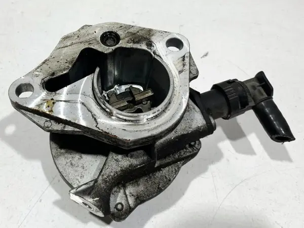 Pompa tandem 8201005306C Renault Clio 4 (2012-2016) 1.5 dci K9K (636) 110 cp
