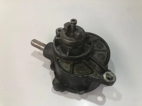 Pompa vacuum a6462300065 Mercedes E-Class (2002-2008) [W211] 2.2 cdi