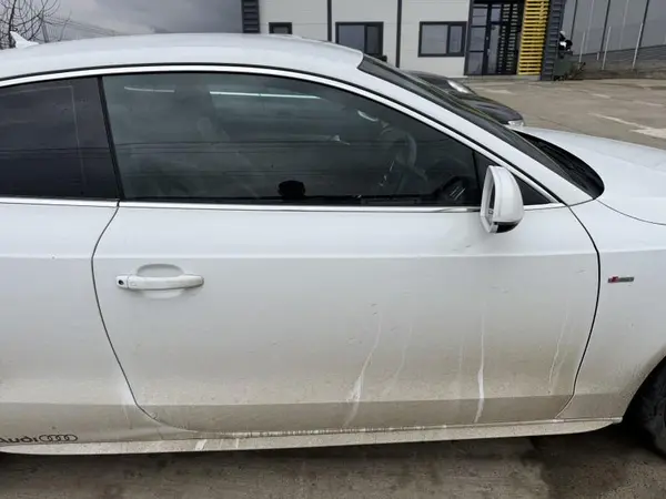 Portiera usa dreapta culoare alba - ly9c Audi A5 (2007-2011) [8T3]
