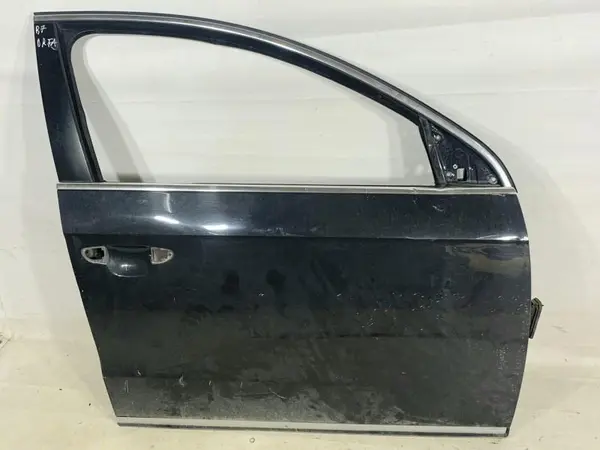 Portiera usa dreapta fata culoare gri - li7f Volkswagen Passat B7 (2010-2014)