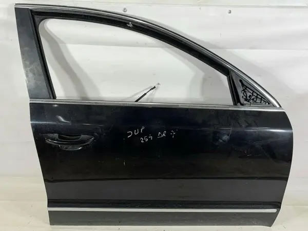 Portiera usa dreapta fata culoare negru - lf9r Skoda Superb 2 (2008-2013)