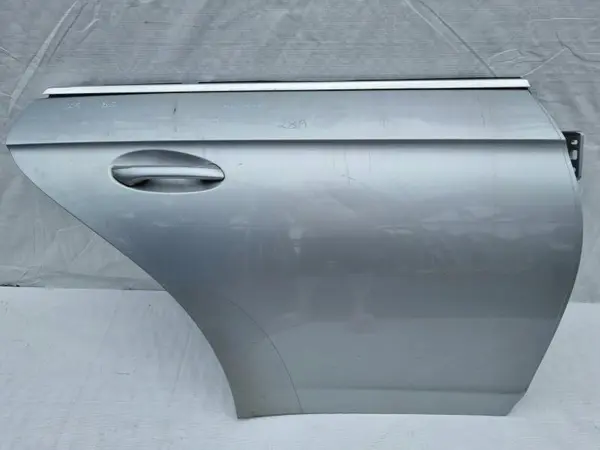 Portiera usa dreapta spate culoare argintiu iridium - 775 Mercedes CLS (2004-2010) [C219] w219