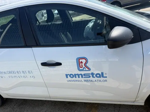 Portiera usa fata dreapta culoare alba Dacia Logan 3 (2020->)