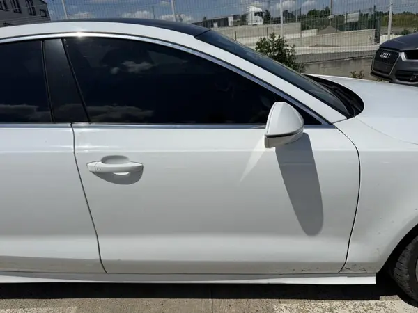 Portiera usa fata dreapta culoare alba - ly9c Audi A7 (2010-2018) [4g]